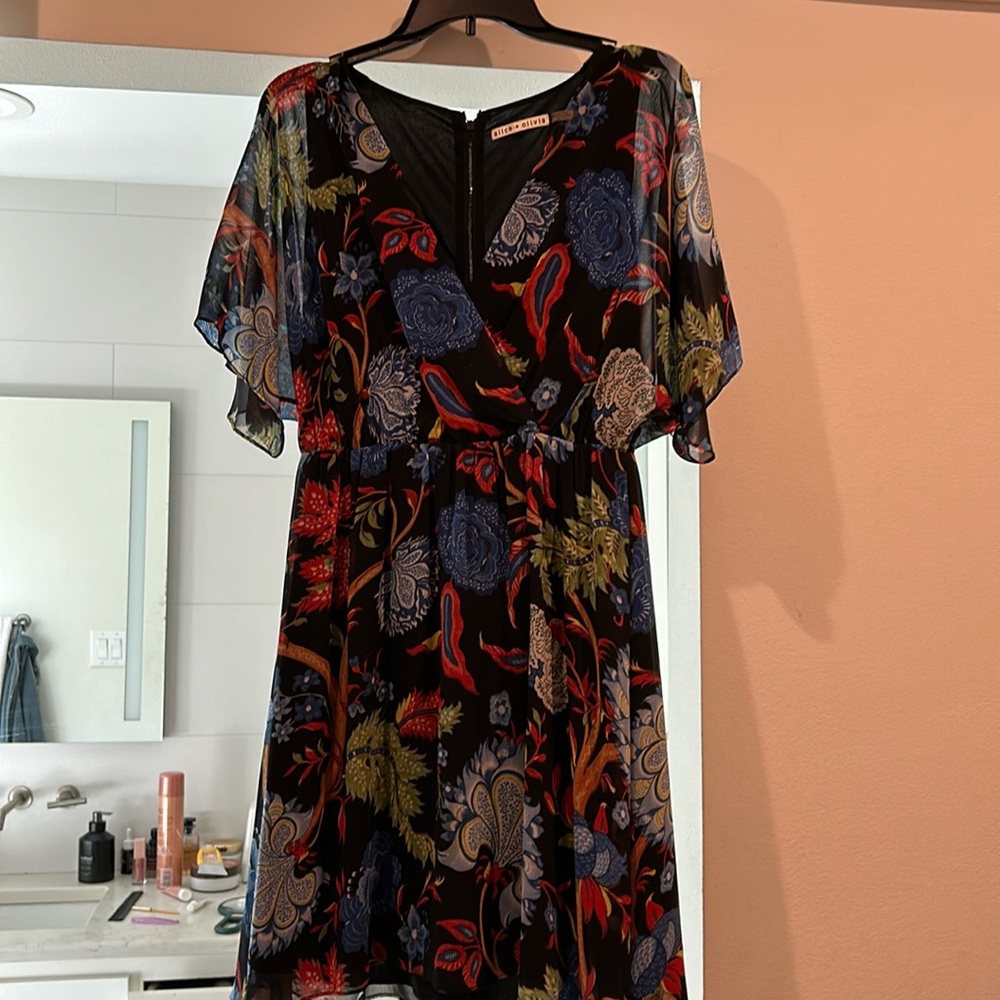Alice + Olivia